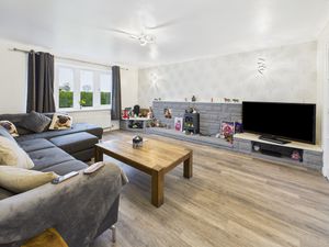 Living Room- click for photo gallery